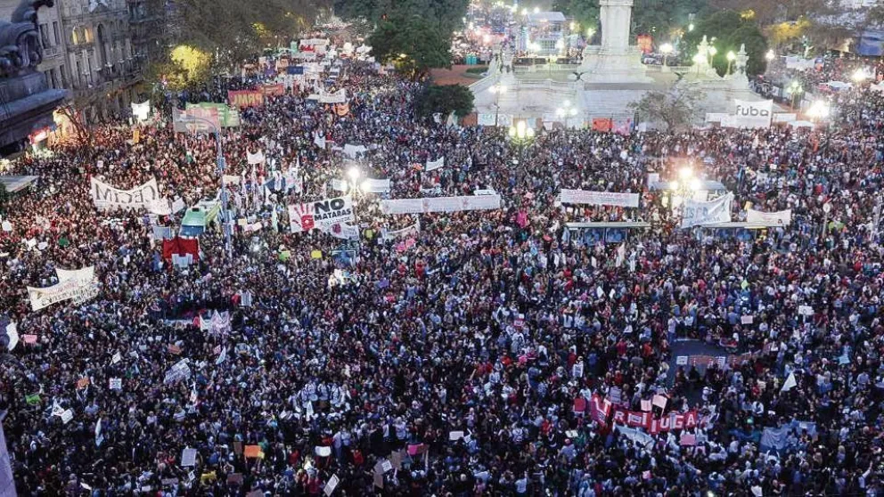 8M: el duro documento de las mujeres luego de la multitudinaria marcha nacional