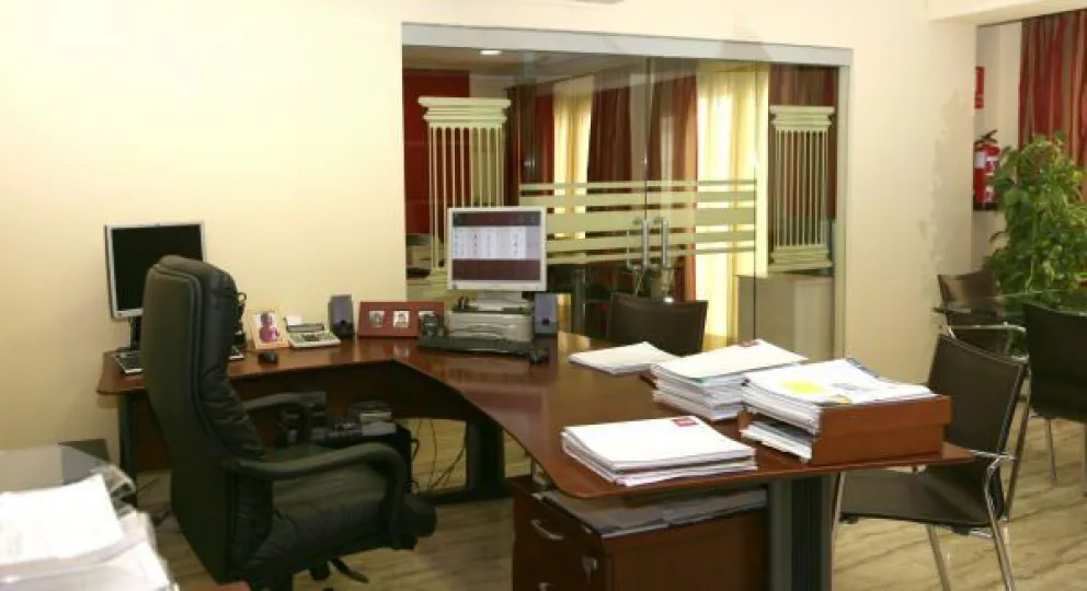 Problemas sucesorios: ¿quién heredará el sillón de Gustavo Sáenz?