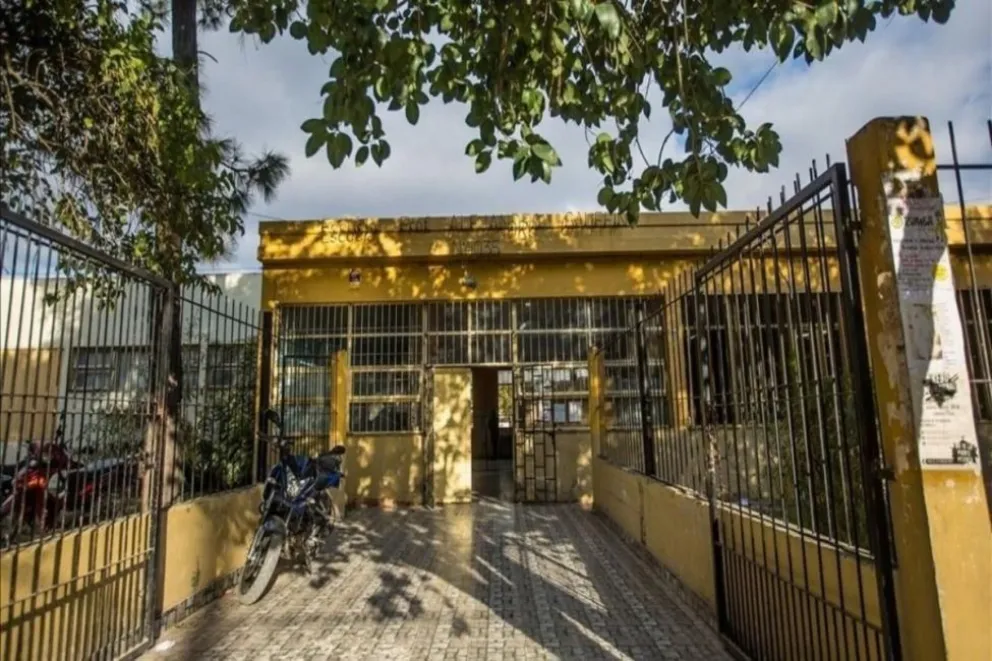 Grave denuncia de hacinamiento en una escuelita salteña