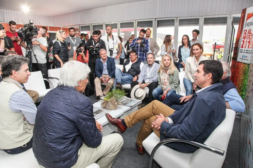  Urtubey: 'La volatilidad política mina la confianza de potenciales inversores"