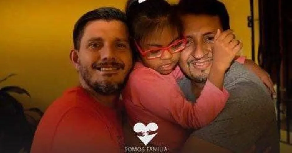 Dos salteños ejemplares adoptaron una nena con síndrome de down y lograron lo imposible