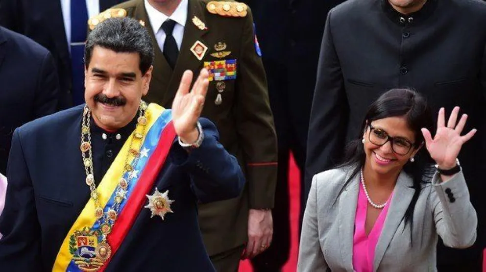 Apagón histórico: Maduro pidió la renuncia a todo su gabinete