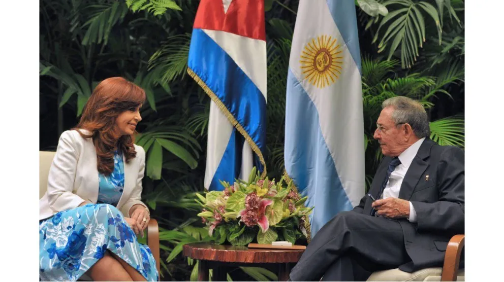 Raúl Castro recibió a Cristina Kirchner en Cuba
