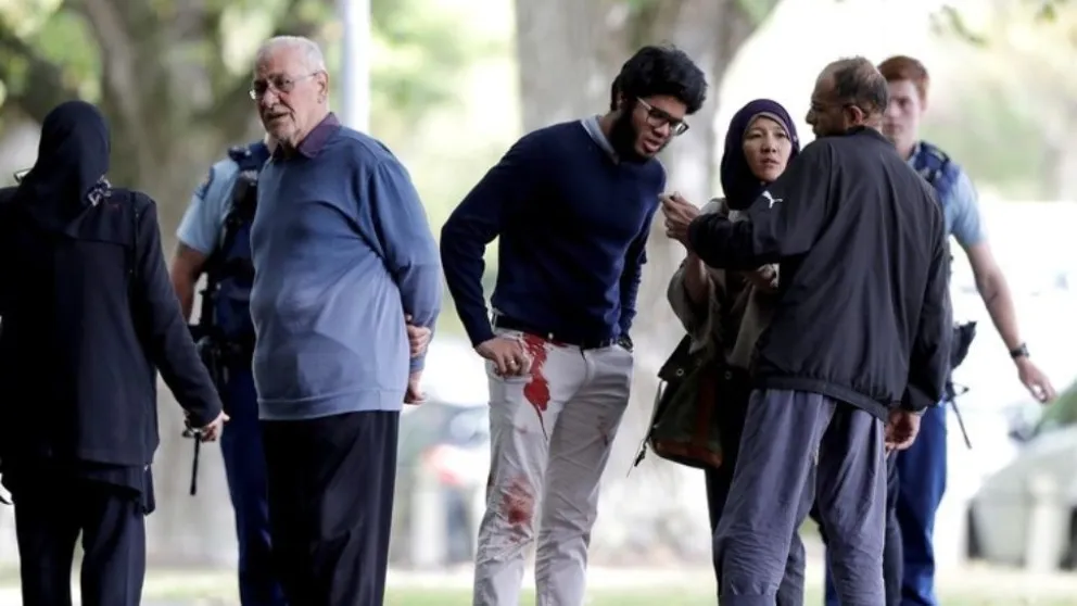 VIDEOS.  Así fue la transmisión en vivo de la masacre que realizó el terrorista en la mezquita