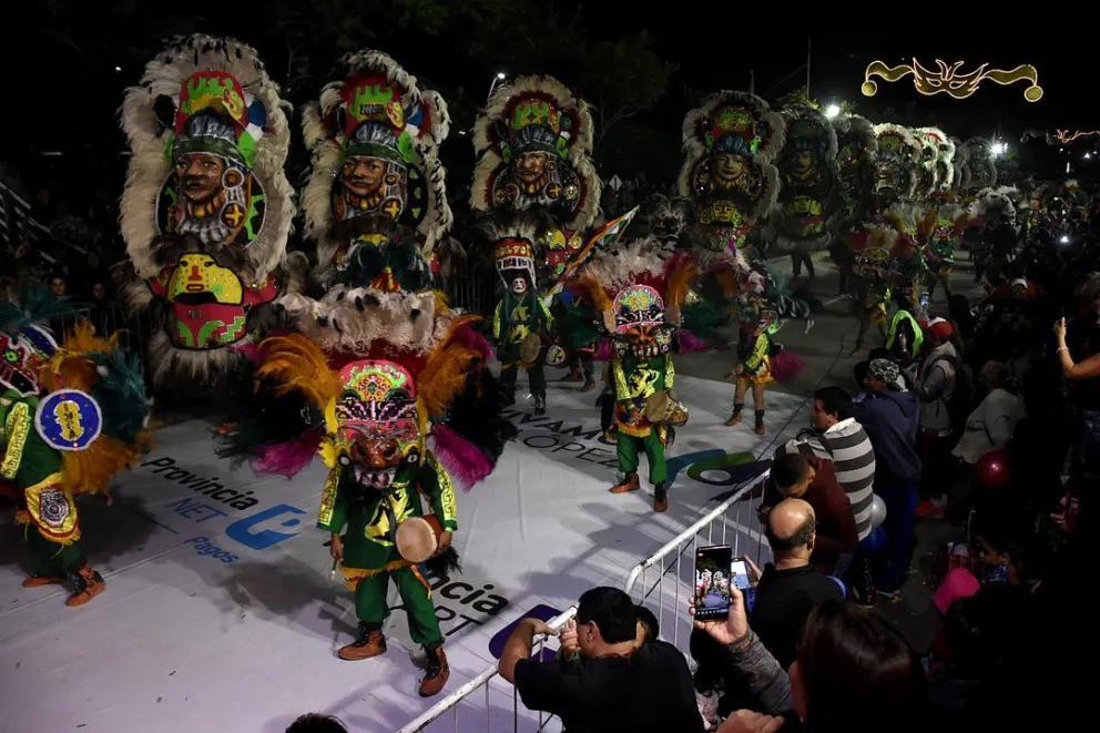 FOTOS. Salta brilló con su comparsa en los Carnavales Nacionales de Vicente López