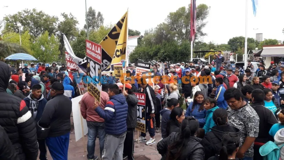 Manifestantes quieren impedir la ordenanza de Pirotecnia Cero