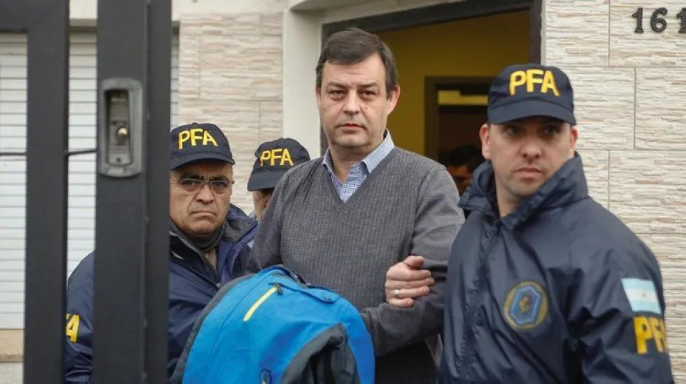 El excontador de los Kirchner, Víctor Manzanares, reconoció haber trasladado decenas de bolsos con millones de dólares