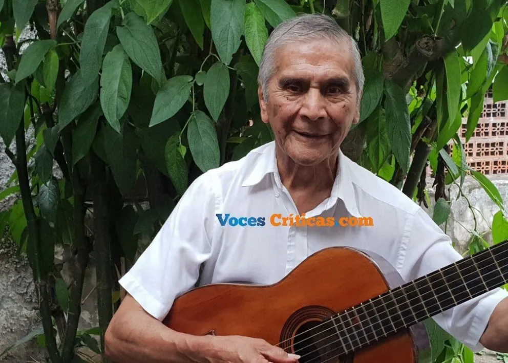 Martín Moya: "Salta los vio nacer, Rosario los vio crecer, así nos presentaban en el exterior".  Un gaucho salteño que llevó el folklore por el mundo