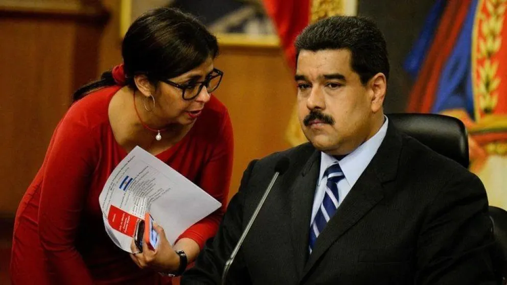 Nicolás Maduro pidió la renuncia a todo su gabinete