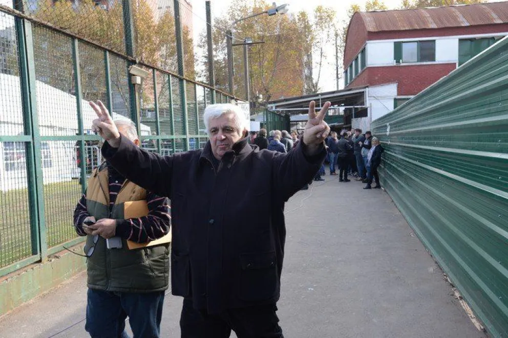 Alberto Samid prófugo: 'Estoy en un campo muy grande, con ocho tranqueras, es difícil que puedan entrar”