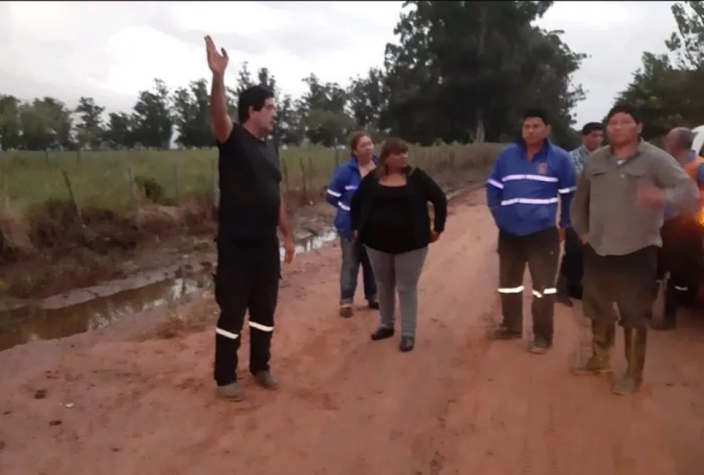Coronel Mollinedo: Llegó la ayuda tras el temporal