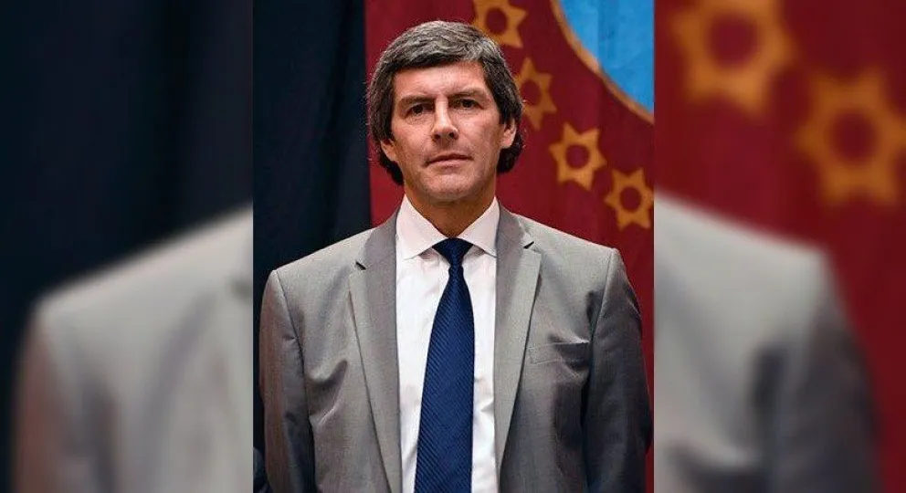 Yarade dejaría su cargo para poder concentrarse en su candidatura