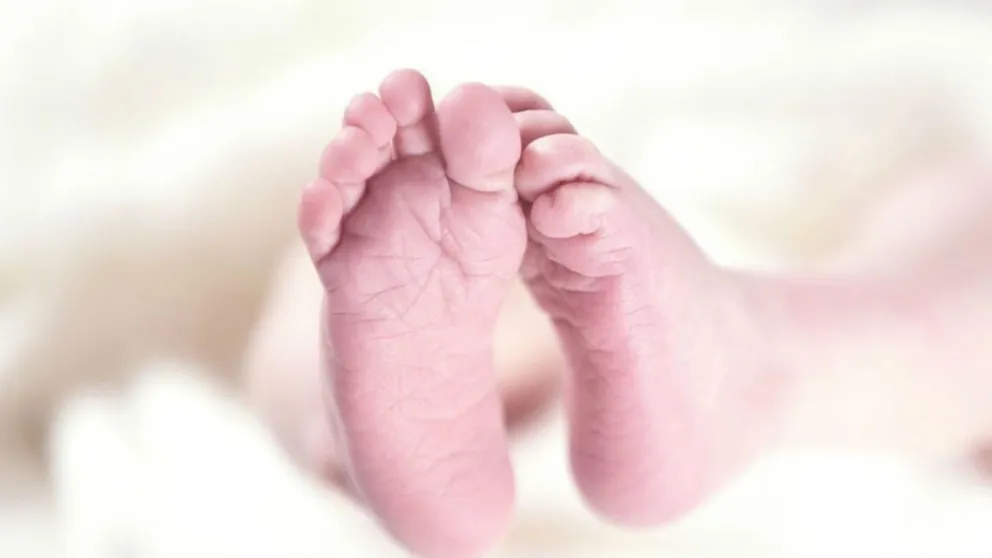 Mujer abandonó a su bebé: "No puedo mantenerlo"