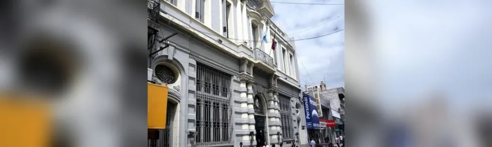 Empleado de Rentas pedía plata para levantar clausuras