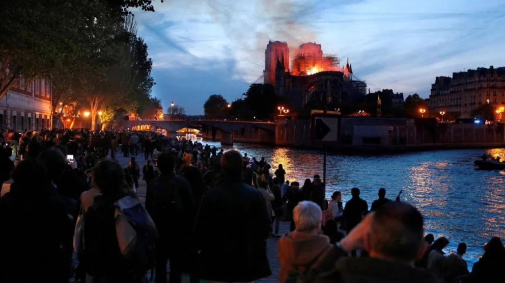 Incendio en la Catedral de Notre Dame: "La estructura está a salvo en su totalidad"