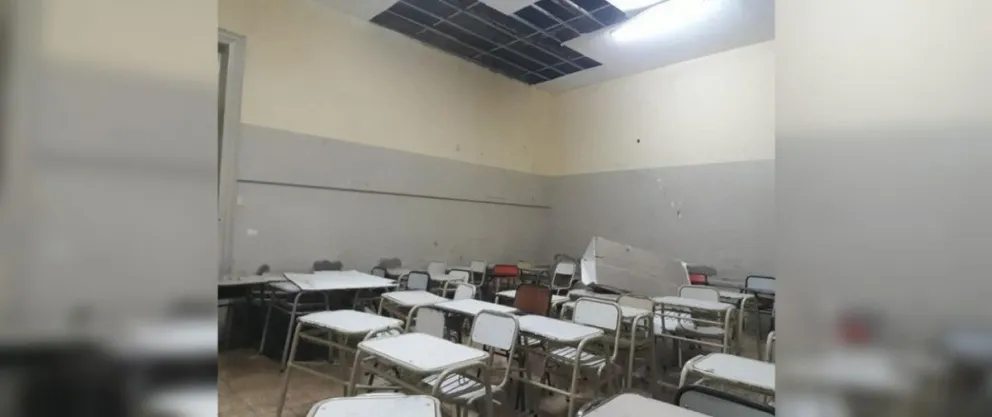 Tremendo: caída de techos en la Escuela Normal