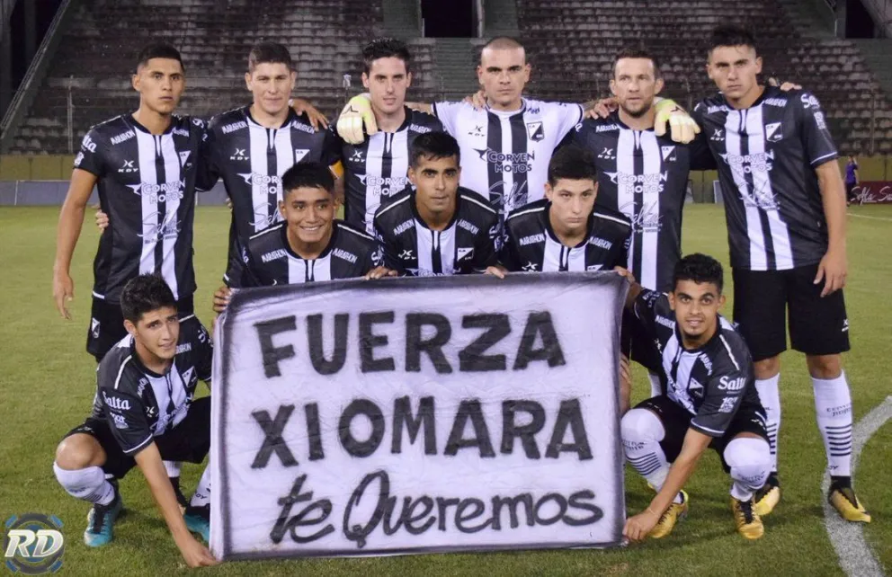 EL cuervo visita a Cuyaya por los play off