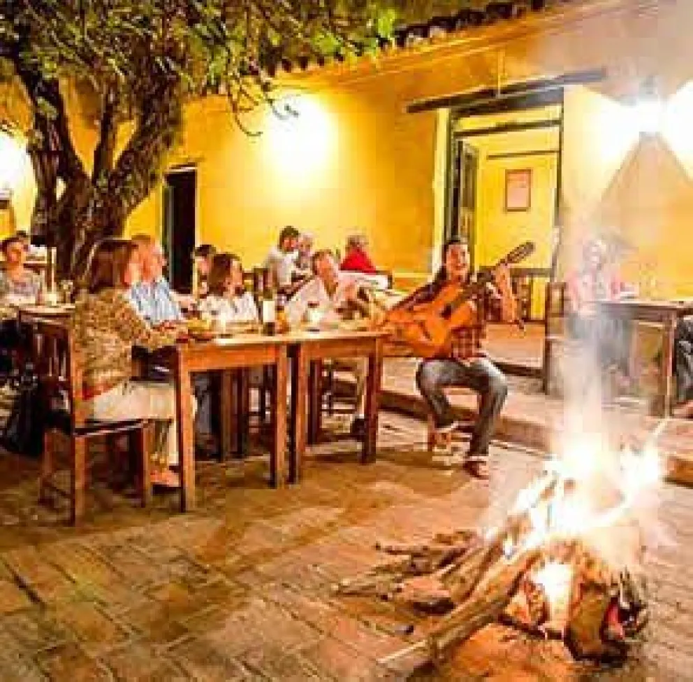 Semana Santa en Salta:  se harán inspecciones en hoteles, peñas y restaurantes