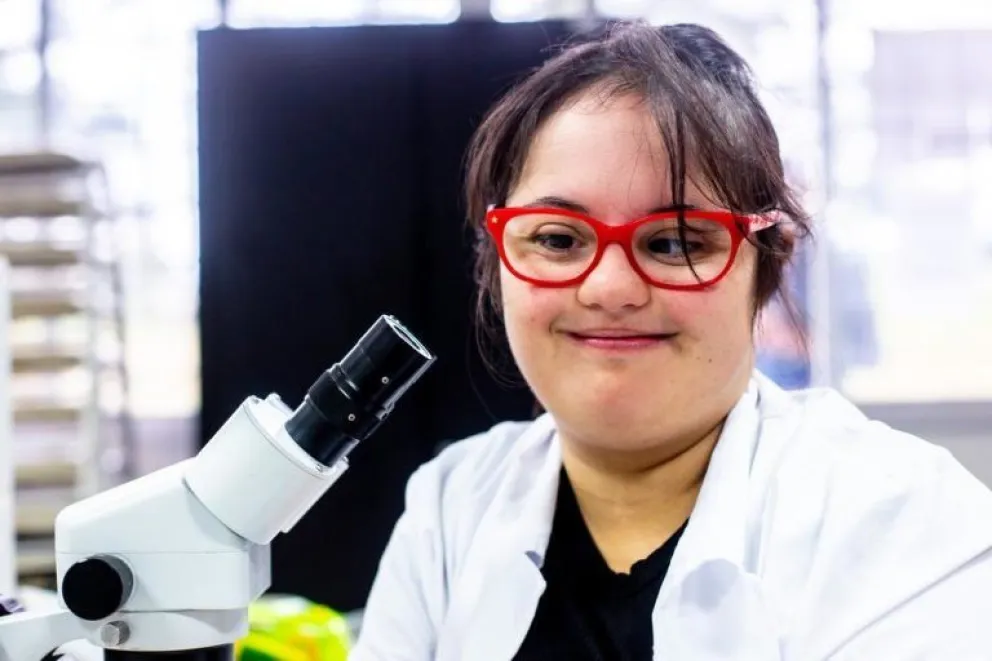 La salteña Eva Godoy, con síndrome de Down, estudia en la UNSA Recursos Naturales y Medioambiente y logró vencer todos los prejuicios
