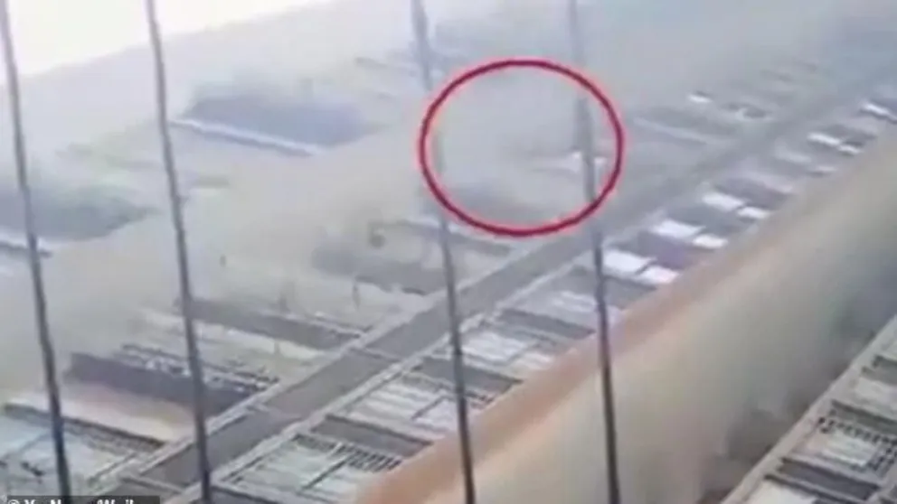 VIDEO. ¡Niña de 6 años cae de un piso 23 y sobrevive de milagro!
