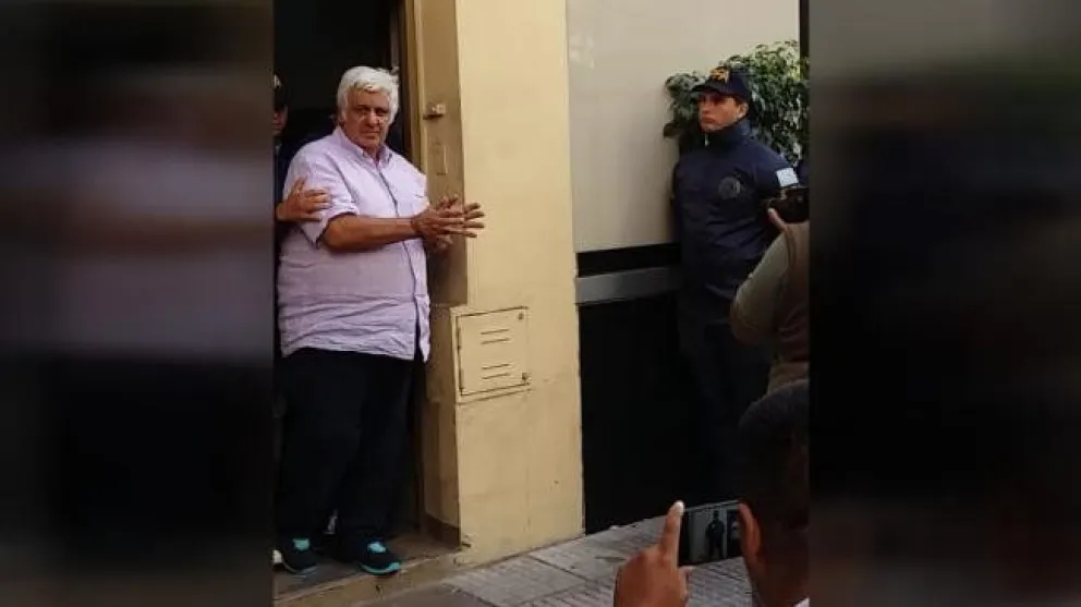 Así trasladaban a Alberto Samid para que declare