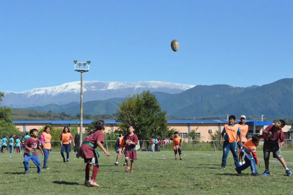 Éxito total: 300 salteños fueron a jugar al rugby