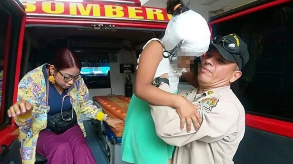 VIDEOS Y FOTOS. Niña llegó al hospital con una tijera clavada en su cabeza