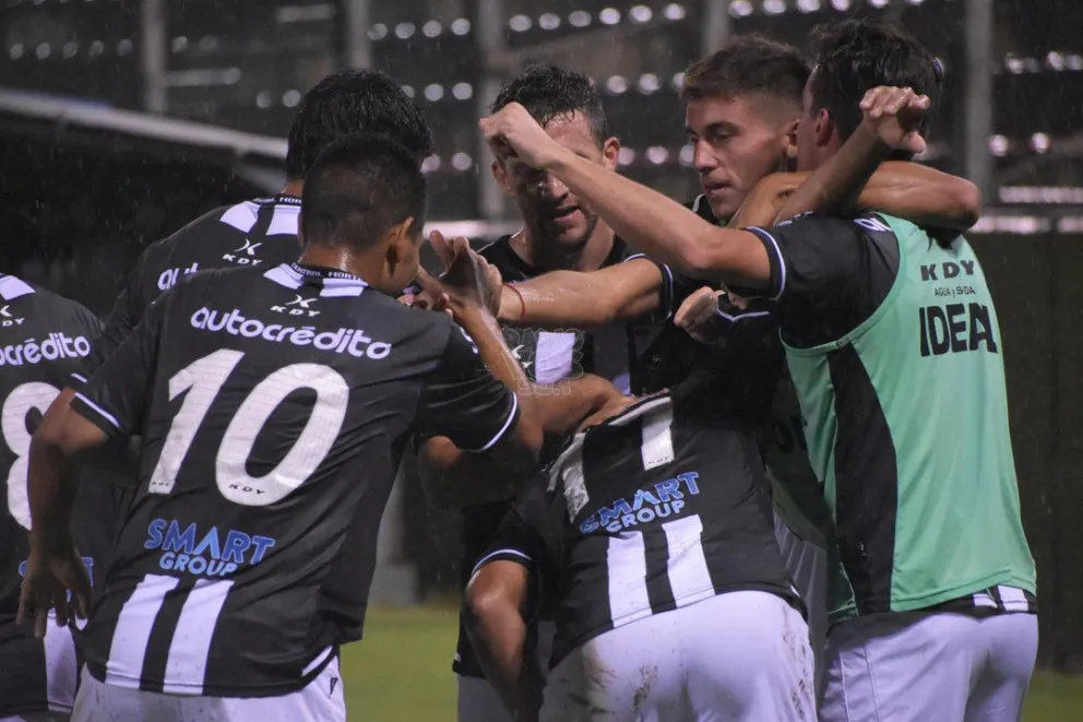 Central, el único equipo de Salta que sigue en carrera por el ascenso al Federal "A"