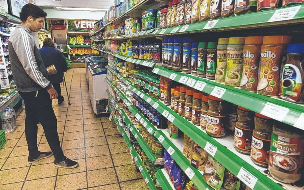 Antes de que comience a regir "precios cuidados" habrá un aumento