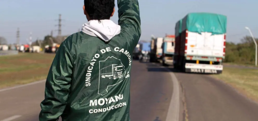 Los camioneros saldrán a manifestarse hoy. ¿Qué reclaman?