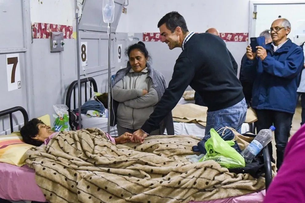 Urtubey visitó el hospital de Tartagal