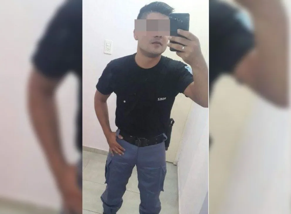 El Policía que le practicaba sexo oral a un preso recibió un castigo