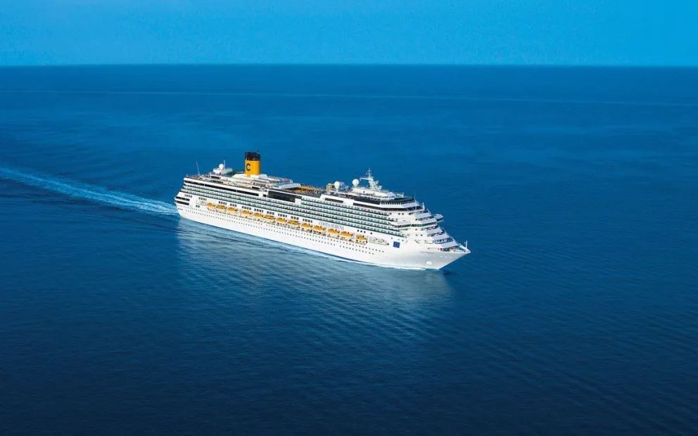 Un crucero sigue varado en el medio del mar. ¿Por qué?