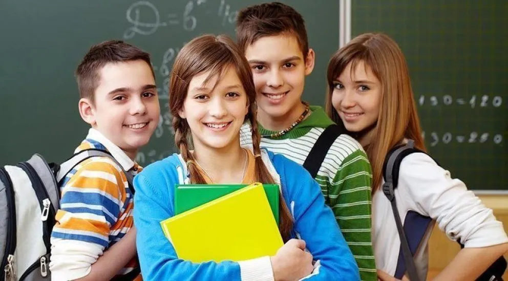 ¿Cómo influye el entorno en los adolescentes?