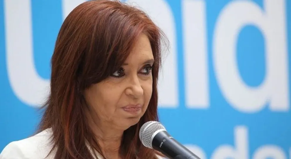 Denuncian a Cristina Kirchner por confesiones que hizo en su libro