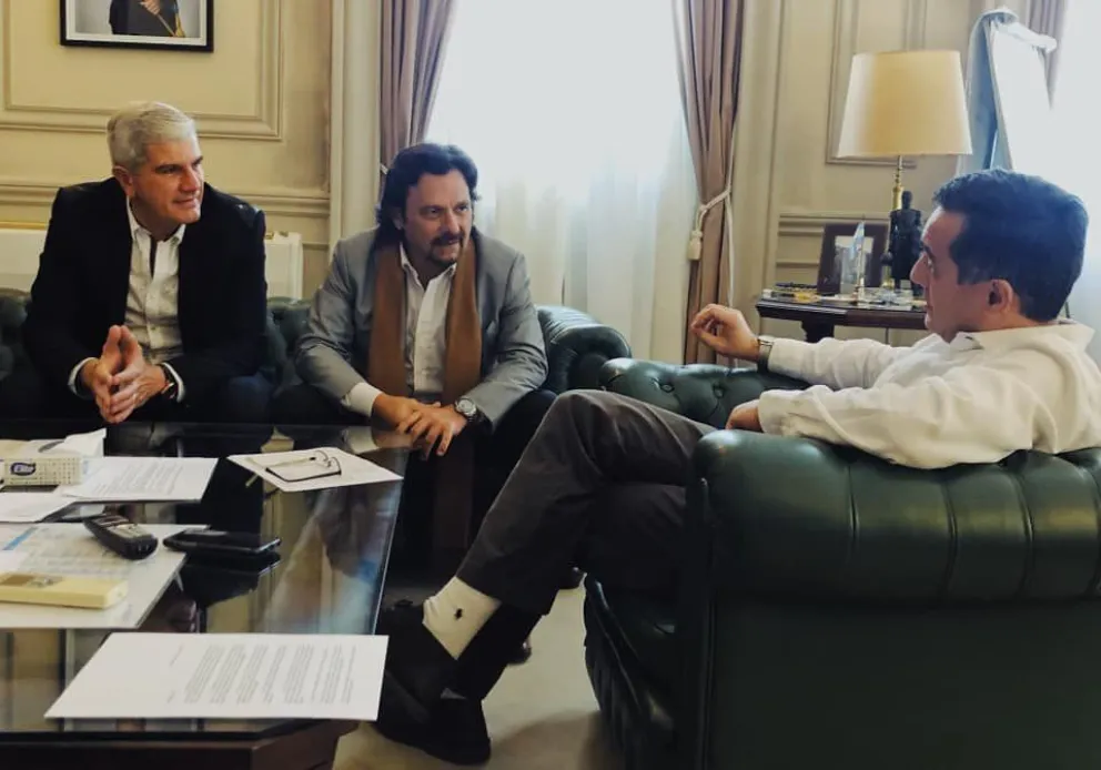 Sáenz y Zottos solicitaron carreras con orientación laboral en relación a lo que se produce en la Provincia