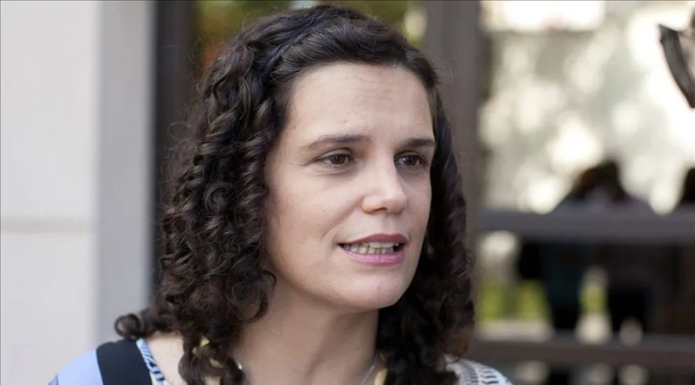 Cristina Fiore: el Manual del funcionario perenne