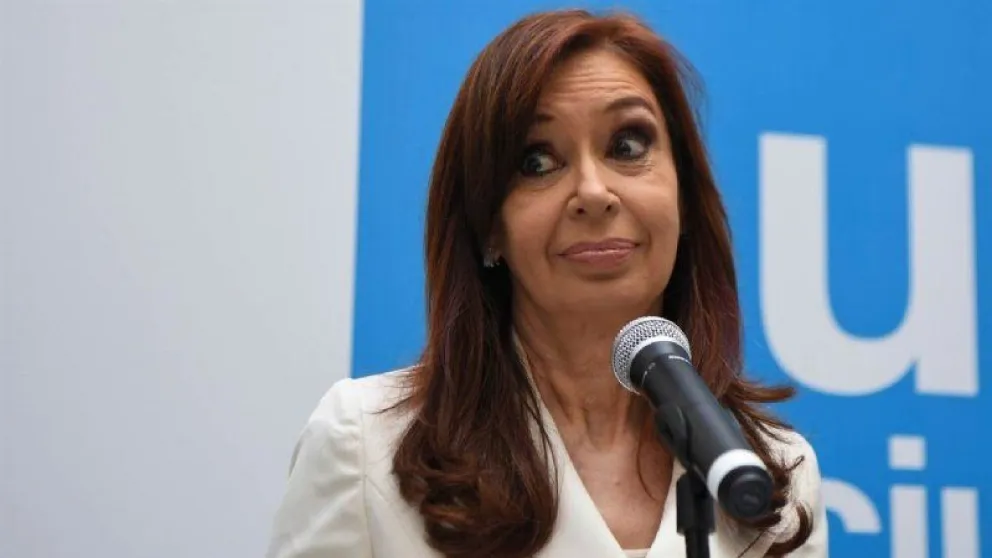 Acusaron a Kirchner de plagio y los memes estallaron