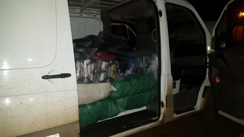 Salta: detenido por transportar tremendo cargamento de hojas de coca, valuado en casi 2 millones. FOTOS