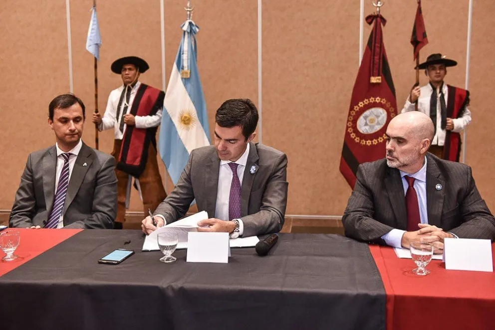 El Gobierno de Salta envió a la Legislatura el proyecto de ley de Estado Abierto