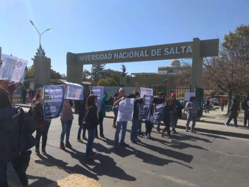 Una vez más: protesta en la UNSa