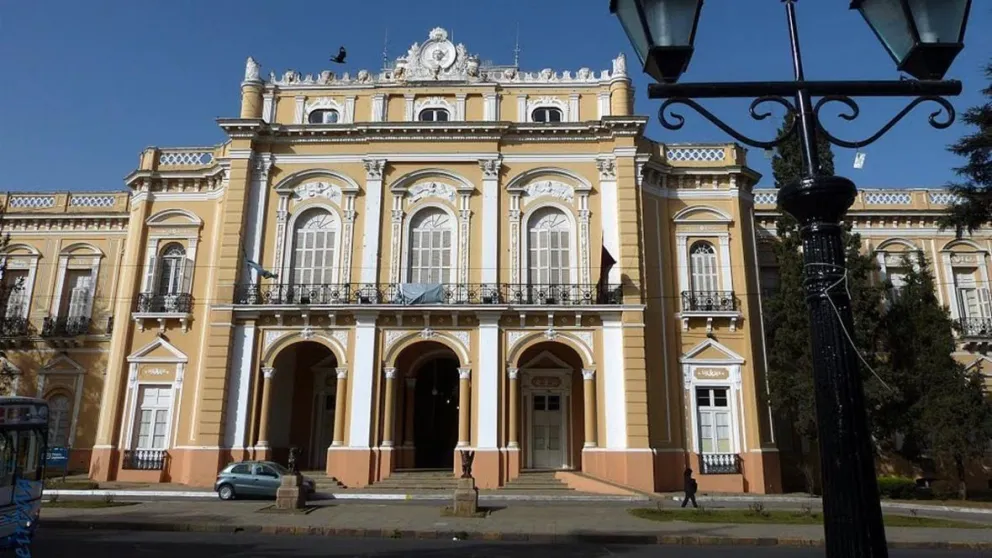 Estos son los senadores que se despiden de su banca este año