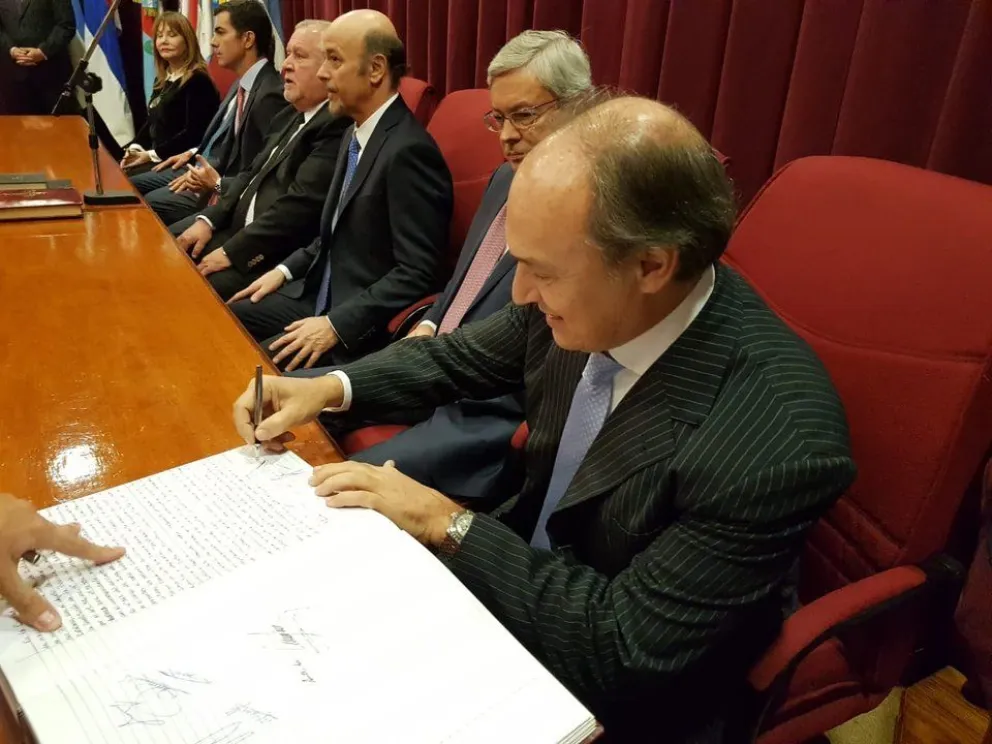 Asumió López Viñals como juez de la Corte de Justicia de Salta