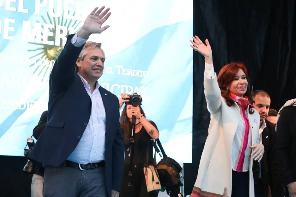Polémico: Revelan cuánto dinero ganaron Alberto Fernández y Cristina Kirchner durante la cuarentena