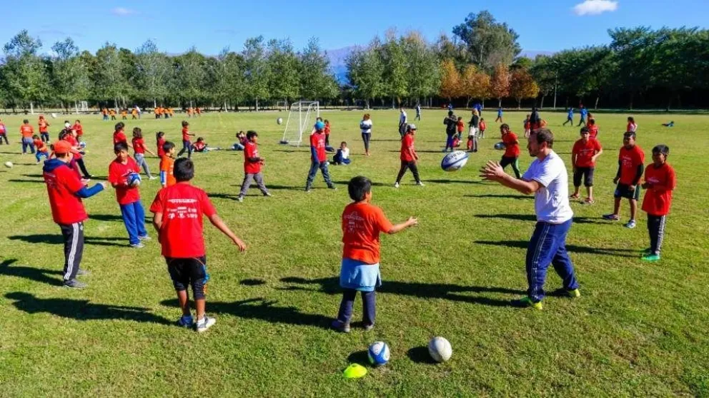 El programa Rugby en los Barrios y su encuentro con los Pumas
