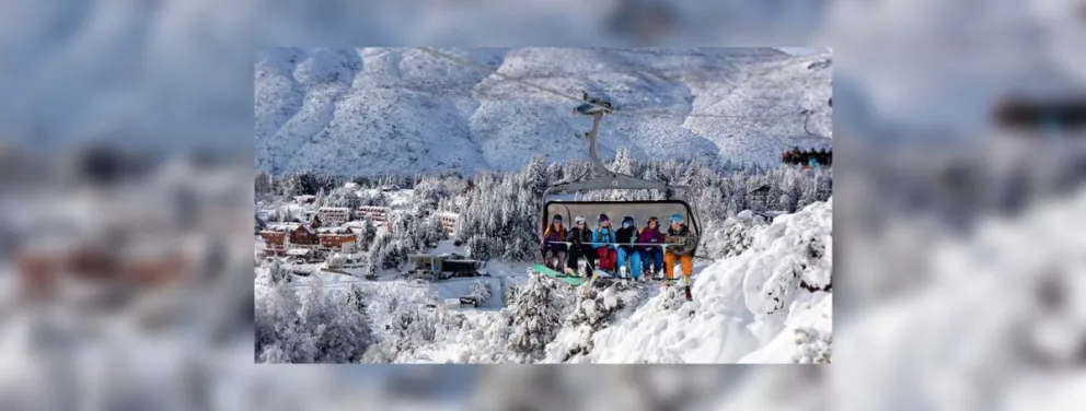 Terror en el cerro Catedral: evacuaron a 250 personas