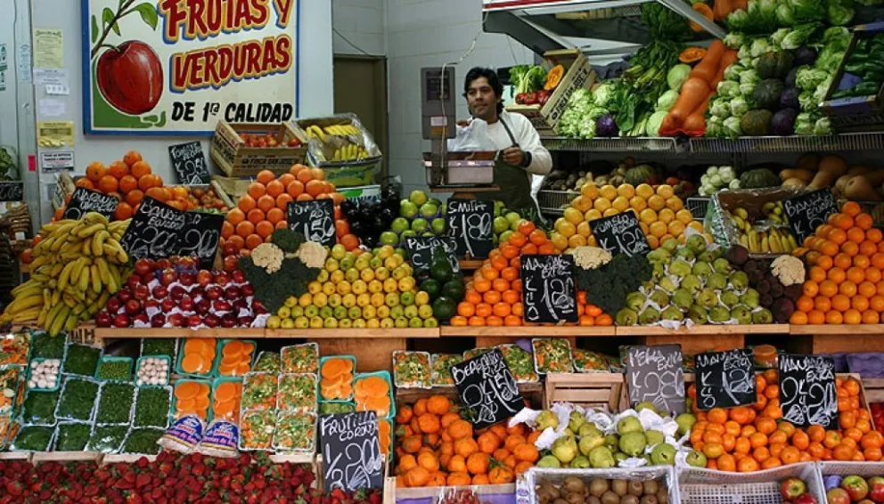 Enrique Vega: "Les recomiendo que vengan a Cofruthos porque van a seguir encontrando precios baratos"