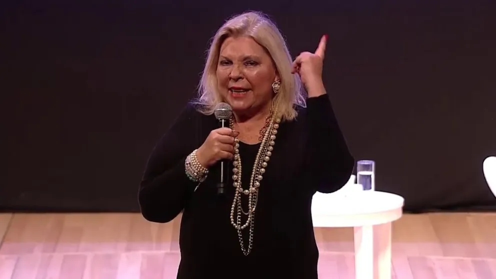 Elisa Carrió: “Estoy firme junto al Presidente”