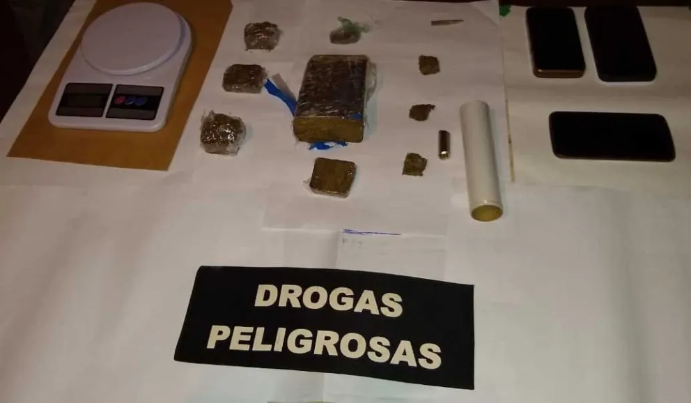 Golpe al narcotráfico: desbarataron 7 locales de droga