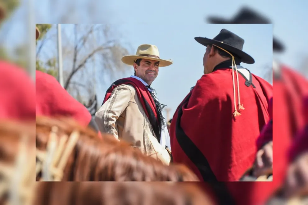 VIDEO. Urtubey inauguró la marcha gaucha por el Éxodo jujeño